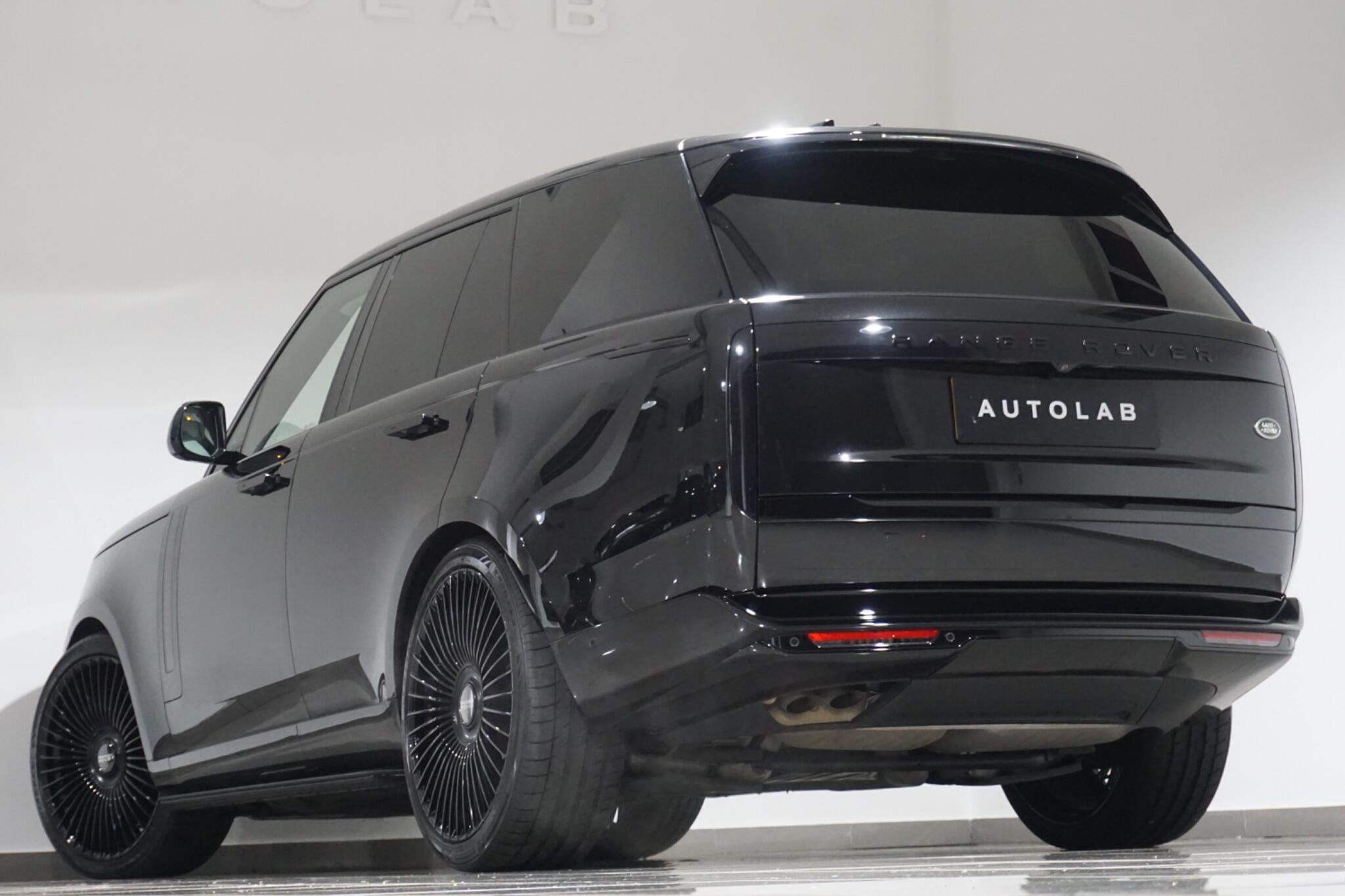 Land Rover Range Rover 3.0 D300 MHEV Autobiography SUV 5dr Diesel Auto 4WD Euro 6 (s/s) (300 ps)